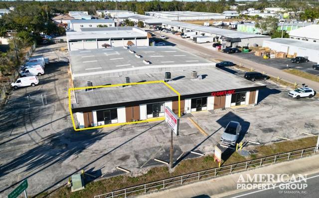 Fully Renovated Retail Space — Retail / Industrial for lease in Sarasota, FL
