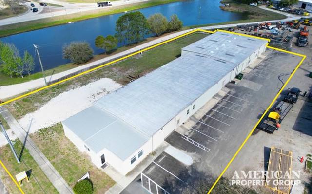 12,000 SF Warehouse — Industrial for lease in Sarasota, FL