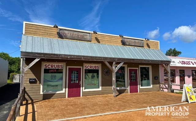 Fully Renovated Street Retail — Office / Retail for sale in Port Charlotte, FL